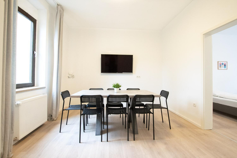 Others 3, Tolstov Apartments - 3 or 4 Room Apartments - 30 Min Messe DUS, Duisburg
