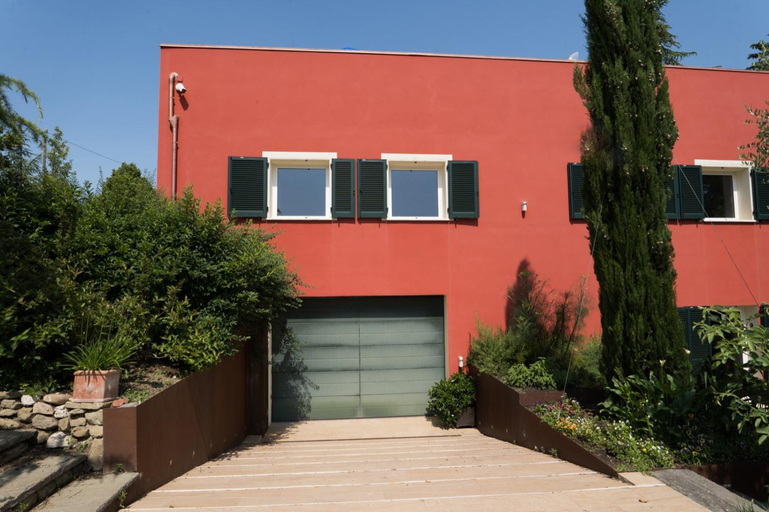 Others 2, GuestHost - Villa Silvana - Apt Giulia & Michela with terrace & parking, Perugia