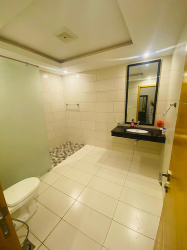 Bathroom 2, Holidazzle Serviced Apartments & Suites, Islamabad
