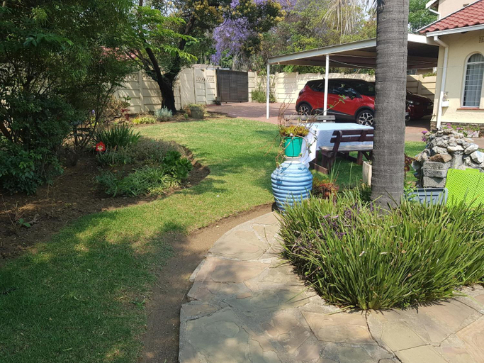 Others 4, Emma's BNB, Ekurhuleni
