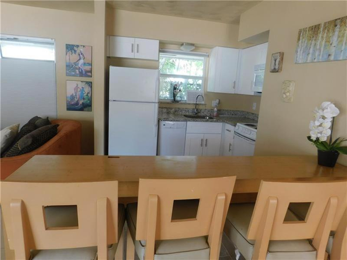 Others 5, Dolphin Isles Resort, Broward