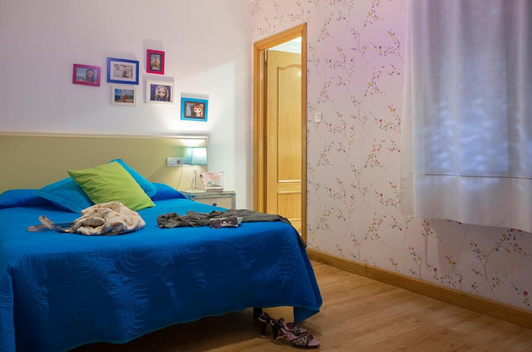 Bedroom 2, Balenax Pension, Asturias
