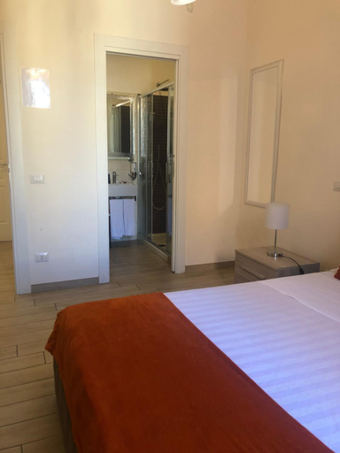 Others 3, Seven guest house, Rome