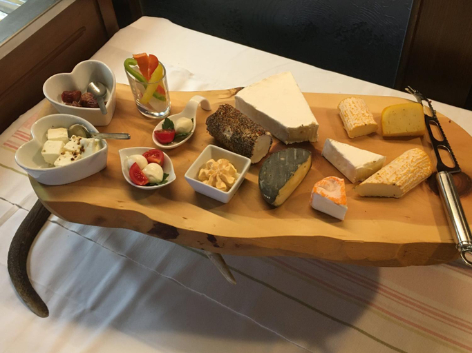 Others 2, B&B Goldener Stern, Hallein