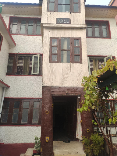 Lake Boulevard Guest House, Srinagar