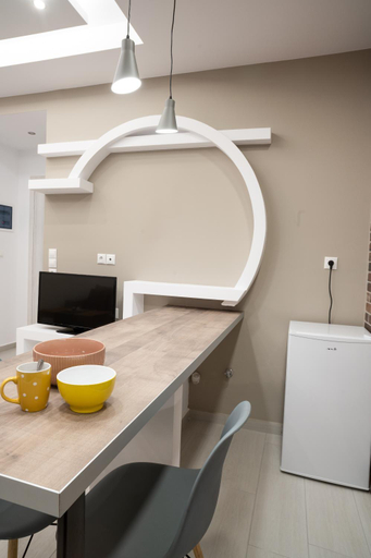 Kitchen 3, Lenorman Apartments, Attica