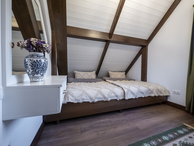 Bedroom 3, Harghita Traditional House, Mugeni