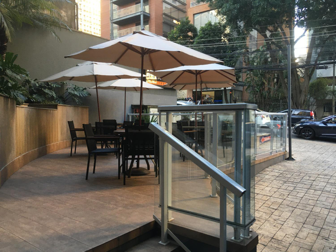 Food & Drinks 5, Apart-Hotel World Square melhor localizacao SP, São Paulo