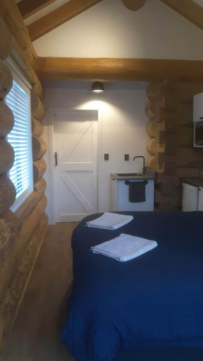 Others 5, The Cabin, Mackenzie