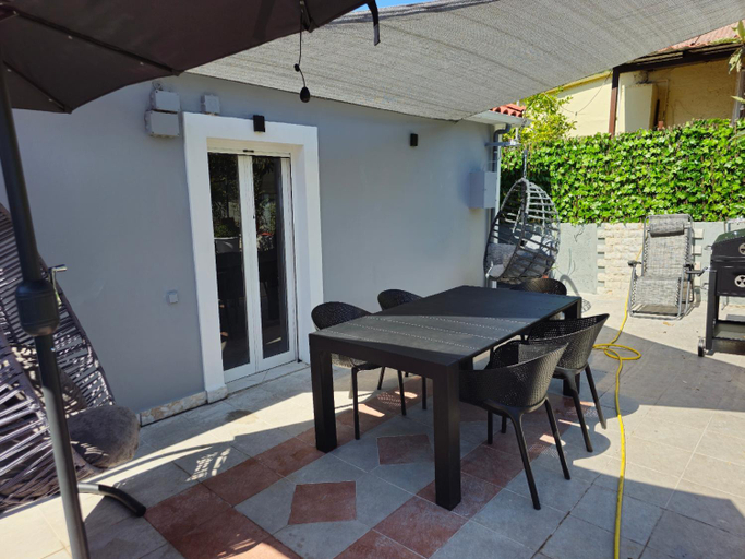 Others 4, Andronike's Villa, Ionian Islands