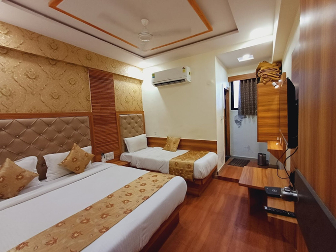 Bedroom 2, The Stay Inn Hotel Gujarat, Ahmadabad
