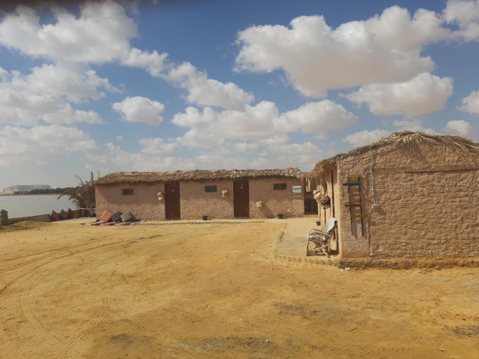 Others 3, M Biama Island, Siwa