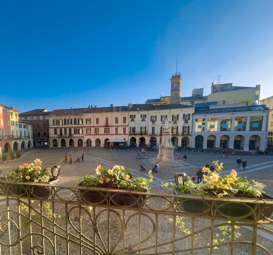 Dimora Conte Cavour, Vercelli