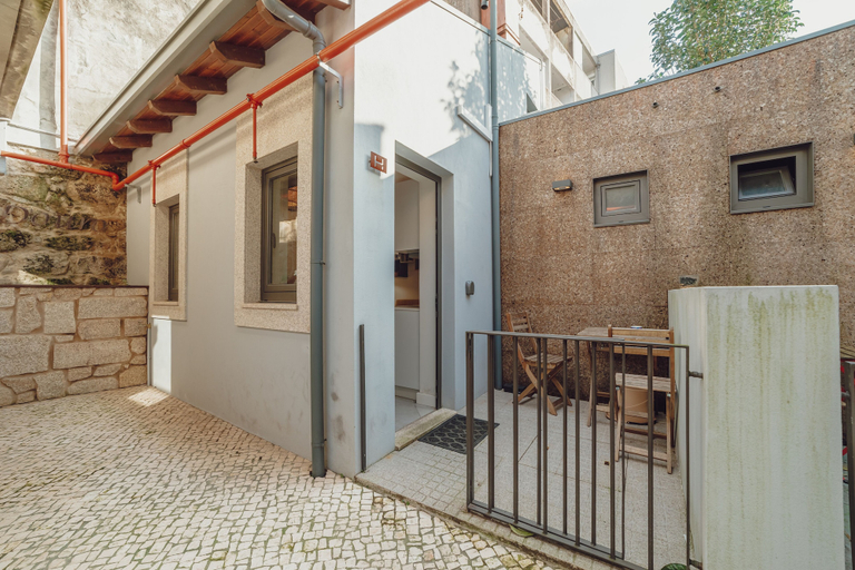 Others 3, Mezzanine Stylish by Vacationy, Porto
