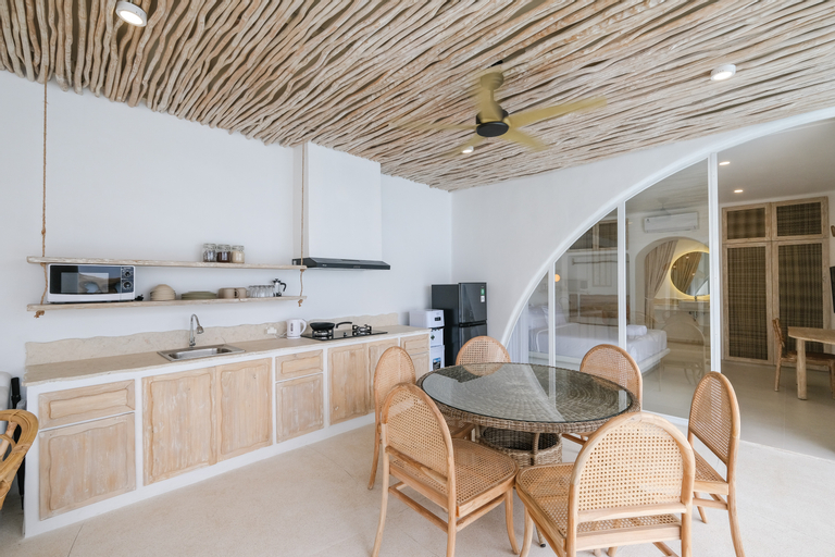 Dining Room 22