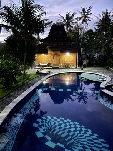 Swimming Pool 11
