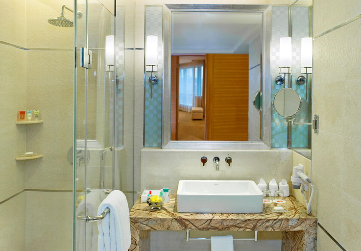 Bathroom 11