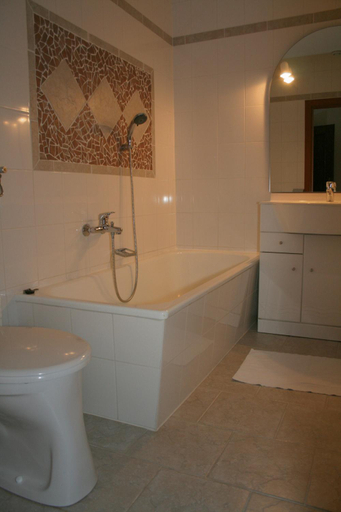 Bathroom, B&B Goldener Stern, Hallein