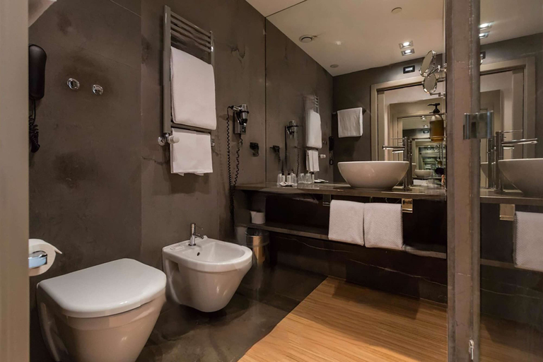 Bathroom 5, Best Western Plus The Hub Hotel, Milano