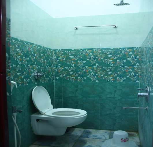 Bathroom 4, Thendral Park Inn, Viluppuram