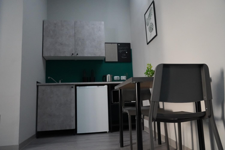 Others 3, 4ROOMS b&b - HOLIDAY HOME, Catanzaro