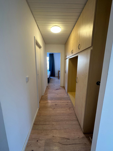 Others 3, Großzugige Wohnungen am Stadtrand, Würzburg