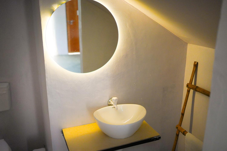 Bathroom 3, SoultoSoul Guesthouse Mayapur, Nadia