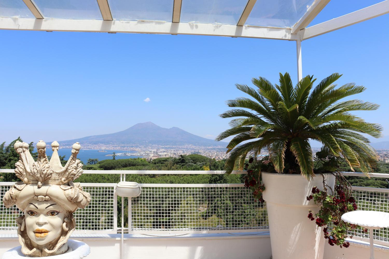 Others 5, Hotel Paradiso, Napoli