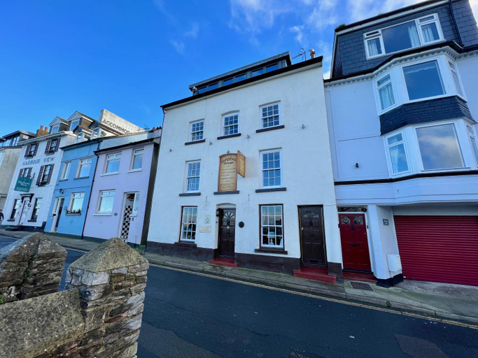 Others 2, Sampford Harbour Side Guest House, Torbay
