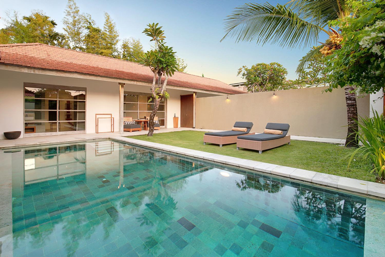 Swimming Pool 9