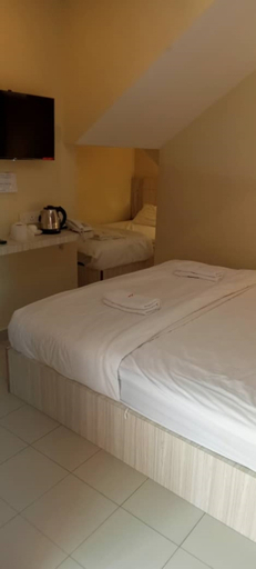 Spring Inn Hotel Room Type - Suite Triple