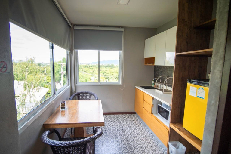 Dining Room 14