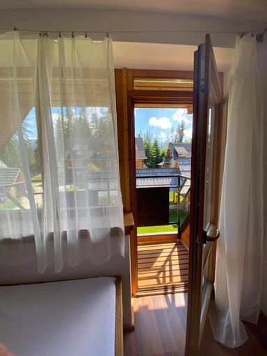 Others 5, Dom Pod Lasem, Tatra