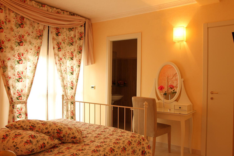Others 4, B&B il Castello, Foggia