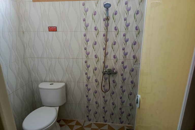 Bathroom 9