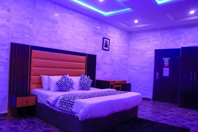 Bedroom 2, MountRoyal Centre Hotel and Suites, Ajeromi/Ifelodun