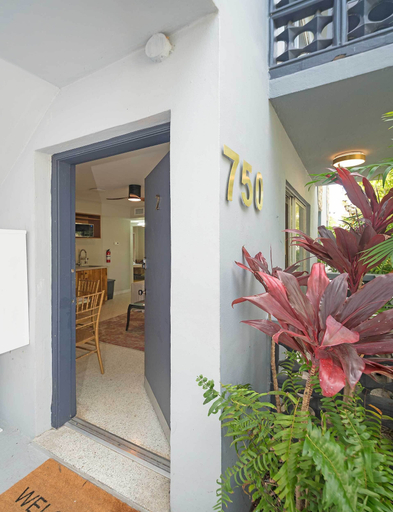 Exterior & Views, Amazing Apartment Just 5 min to Brickell, Miami-Dade