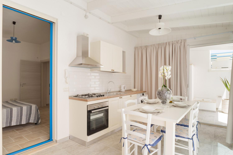 Kitchen 4, Lido Marini Seahouses, Lecce