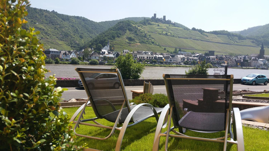Others 4, Gastehaus Burgberg, Weinhaus Fries, Mayen-Koblenz