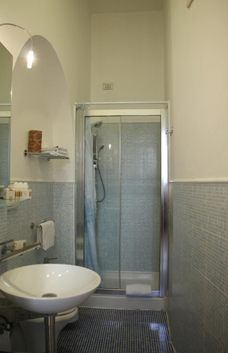Bathroom 4, Albergo al Tiepolo, Venezia
