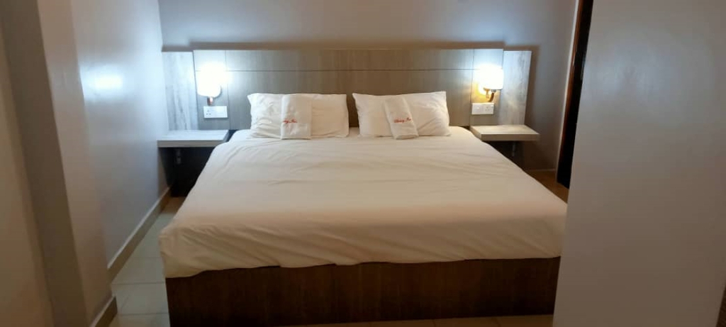 Spring Inn Hotel Room Type - Deluxe King