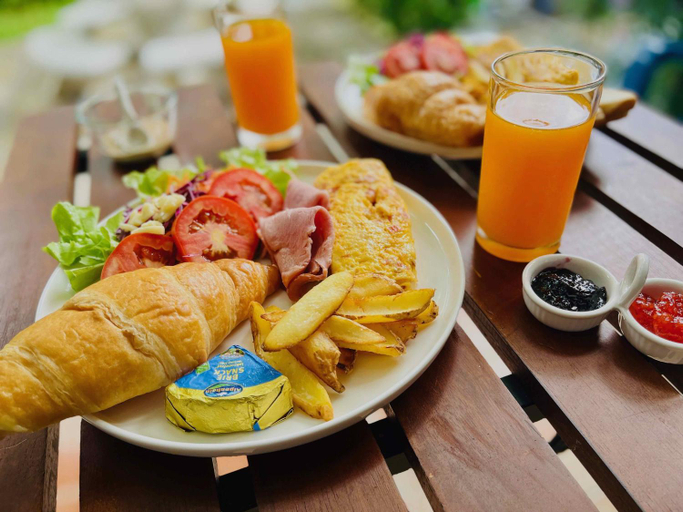 Food & Drinks 4, Namaste Resort, K. Sam Roi Yot