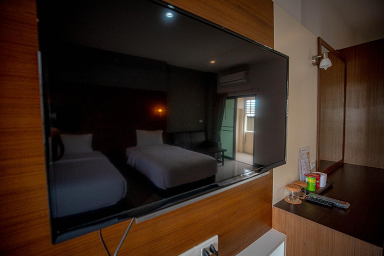 Bedroom 6