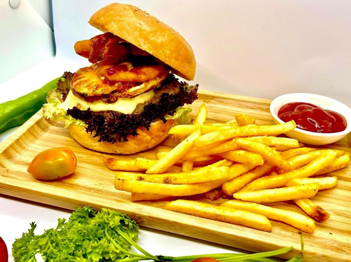 Food & Drinks 8
