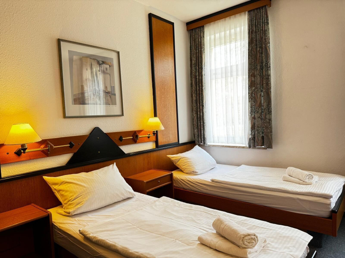 Bedroom 4, Hotel Zur Eiche, Zwickau