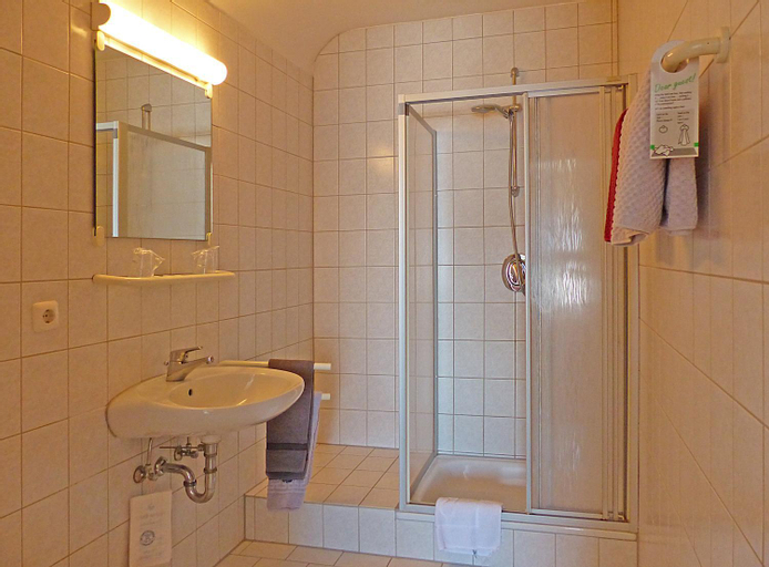 Bathroom 4