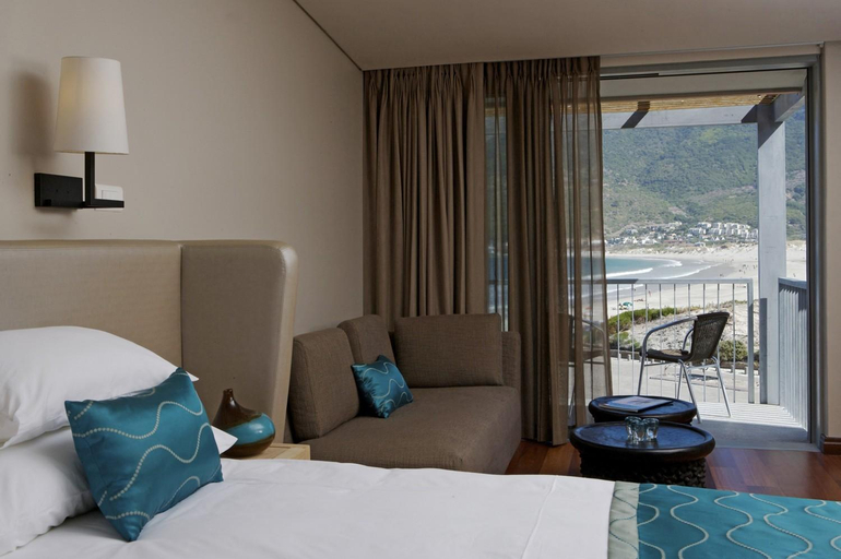 Bedroom 2, Chapmans Peak Beach Hotel, City of Cape Town