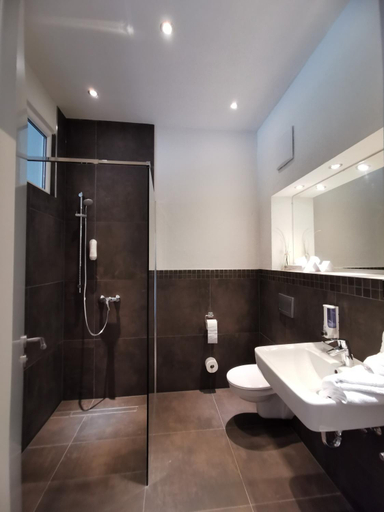 Bathroom 3, Hotel Gutsmuhle, Miltenberg