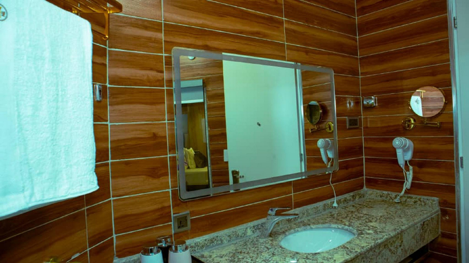 Bedroom 3, Tnmax Hotel, Enugu North