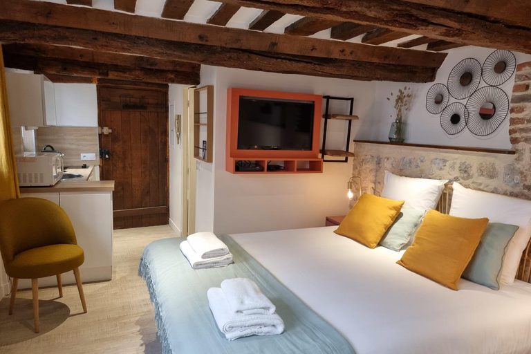 Others 5, Le Temps d’une Pause Cosy with Fireplace Honfleur Centre, Calvados